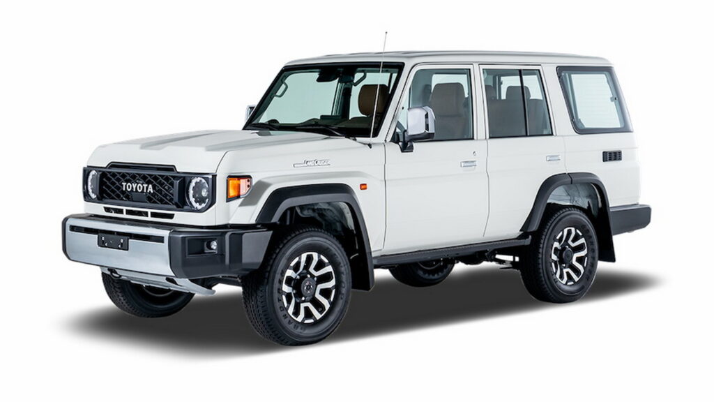   Рестайлинговый Toyota Land Cruiser 70 Series 2024 года получит 3-дверный вариант с короткой колесной базой