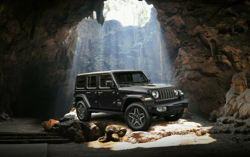  Jeep Wrangler 2024 отказывается от 3,6-литрового двигателя V6 в пользу 2,0-литрового турбодвигателя в Австралии