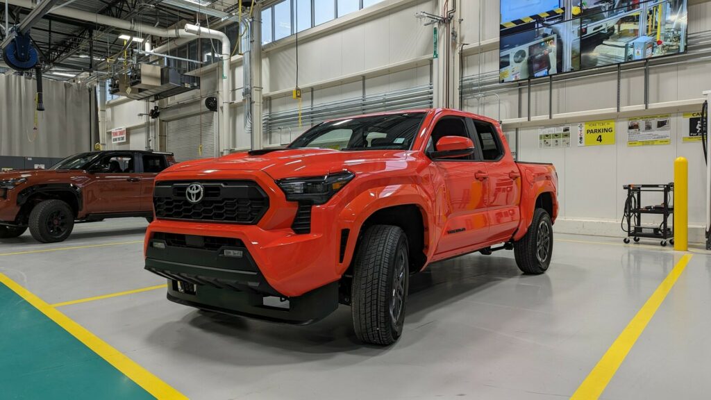  Шестиступенчатая механическая коробка передач Toyota Tacoma 2024 года — любовное письмо энтузиастам