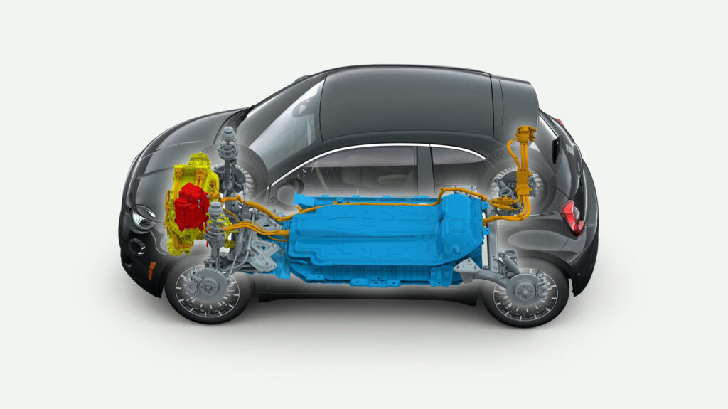  Американский Fiat 500e 2024 года имеет запас хода в 149 миль – почти в два раза больше, чем раньше