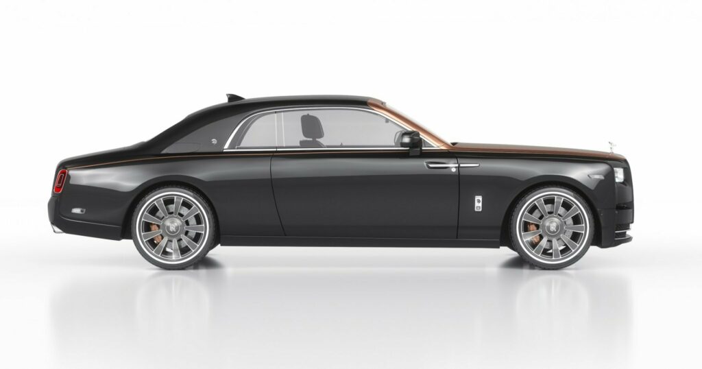  Rolls-Royce Phantom Coupe возрожден в виде специального автобуса от Ares Modena