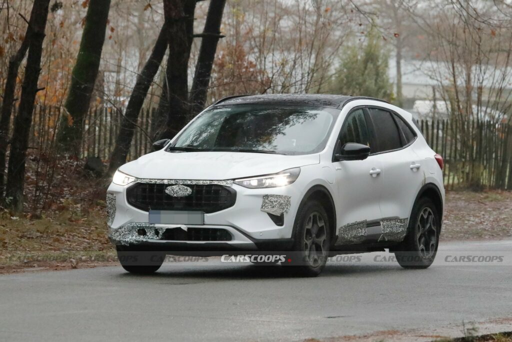  Замечено обновление Ford Kuga 2024 года, и от сходства невозможно уйти