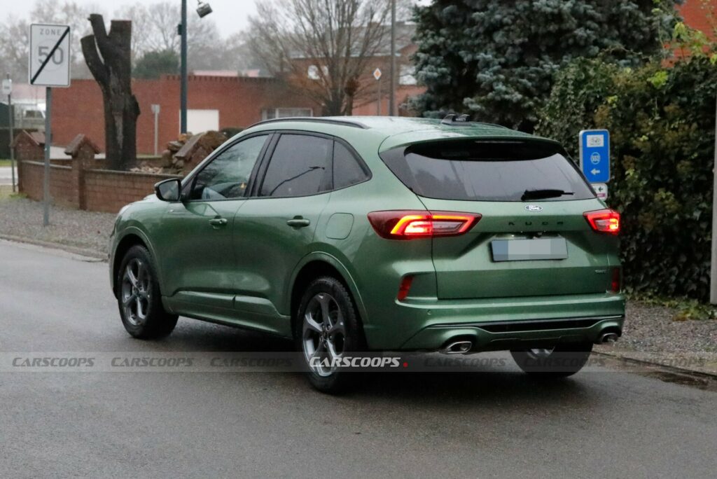  Замечено обновление Ford Kuga 2024 года, и от сходства невозможно уйти