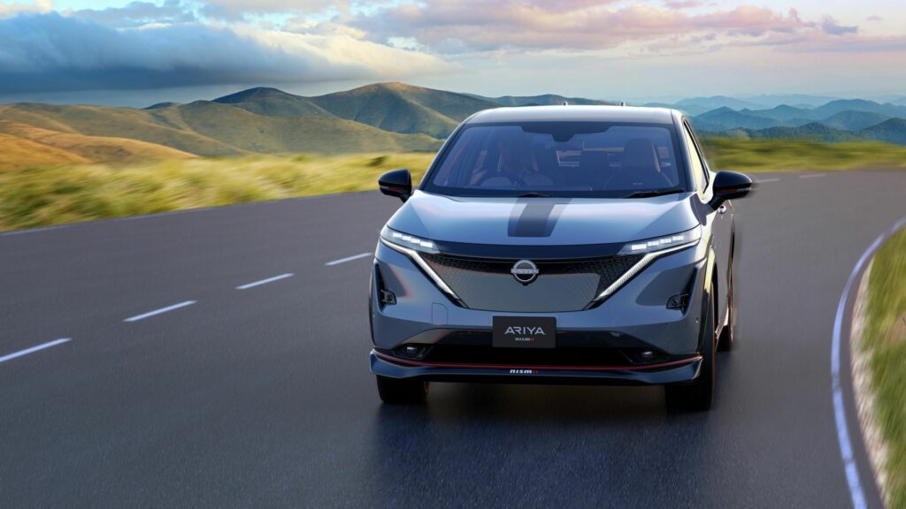   Nissan Ariya Nismo развивает мощность до 429 л.с. под саундтрек Формулы E