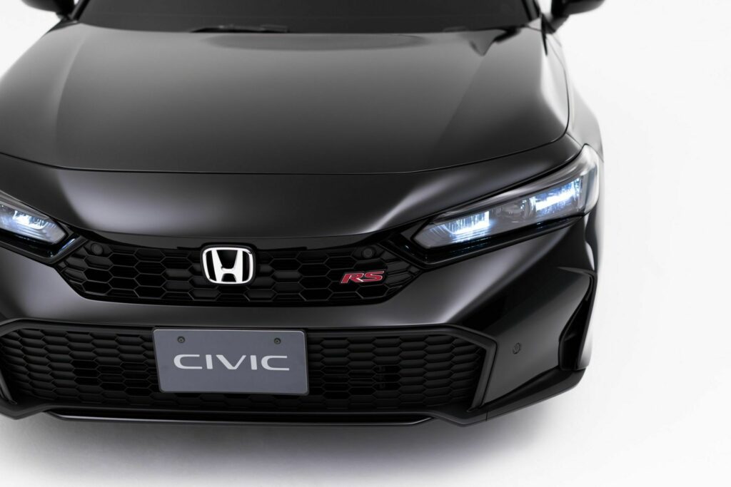   Прототип Honda Civic RS дебютировал в Токио с более острым внешним видом и механической коробкой передач