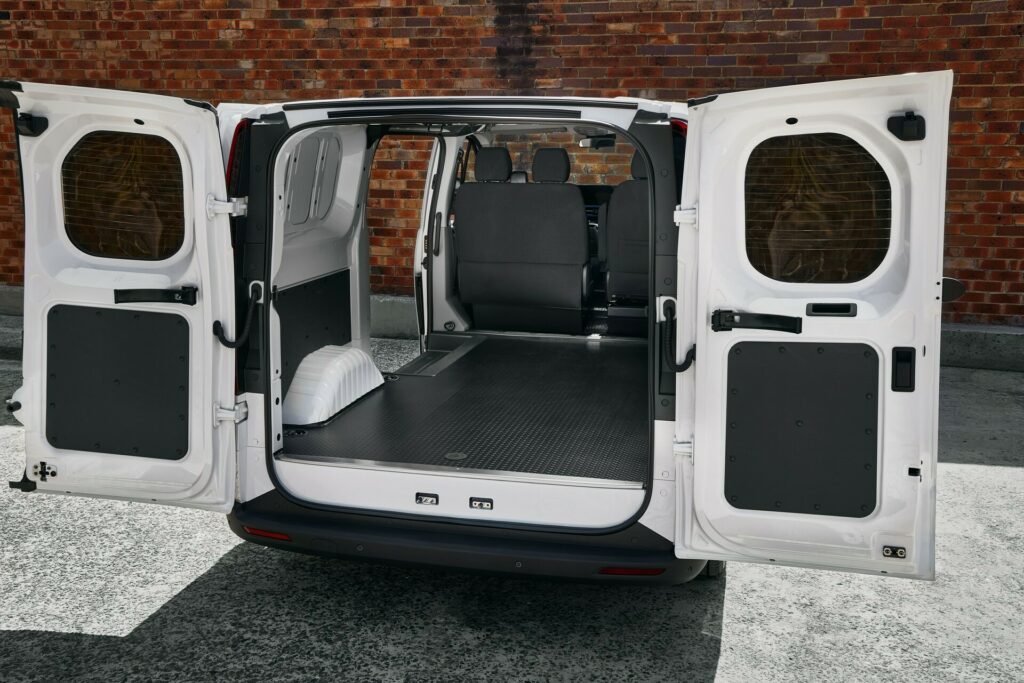  Электрический фургон LDV eDeliver7 станет конкурентом Ford E-Transit Custom в Австралии