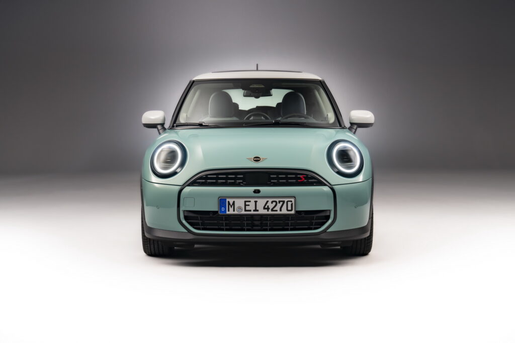  MINI Cooper 2025 года приземлится с мощностью сгорания до 201 л.с.