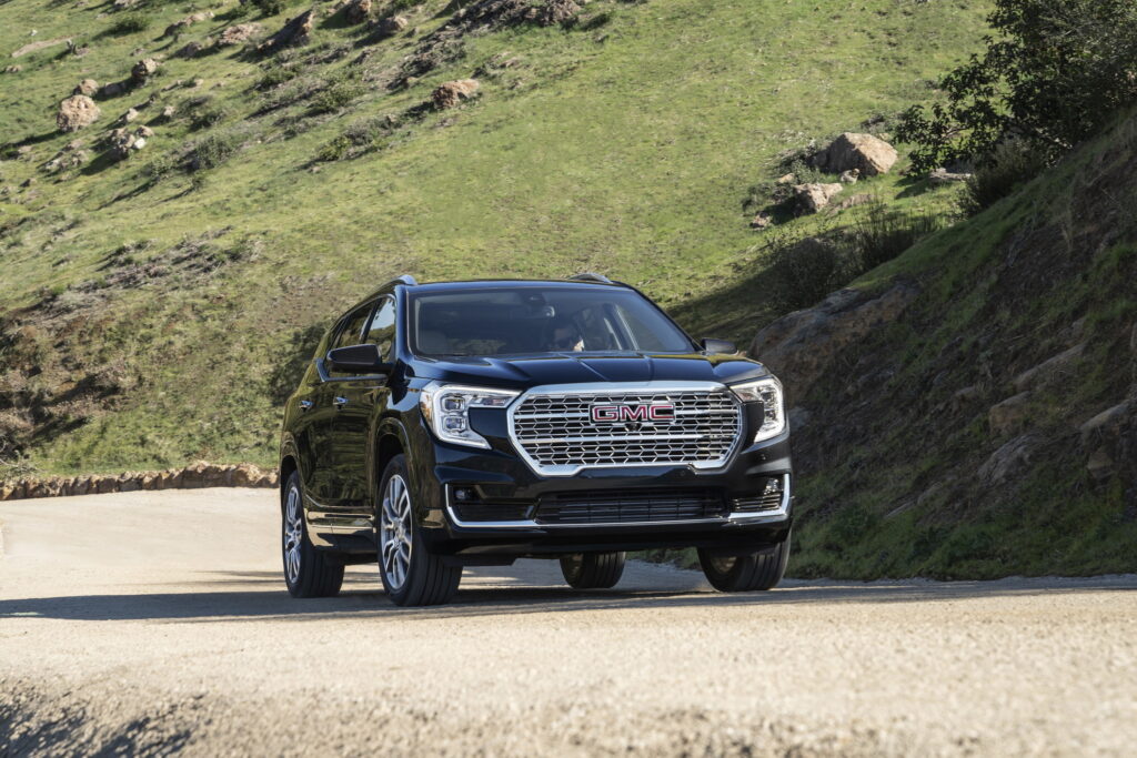  GMC Terrain 2025 будет иметь более агрессивный дизайн и лучшие технологии