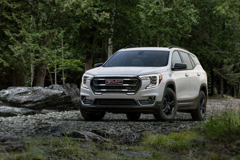  GMC Terrain 2025 будет иметь более агрессивный дизайн и лучшие технологии