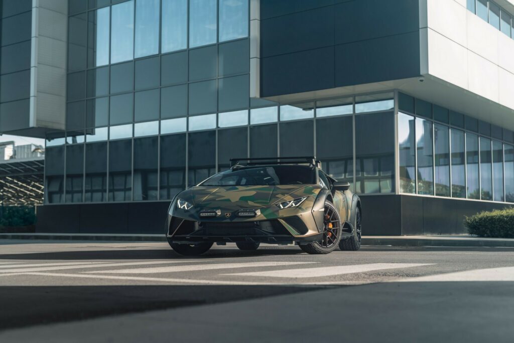  Lamborghini Huracan Sterrato All-Terrain Edition прославляет бездорожье