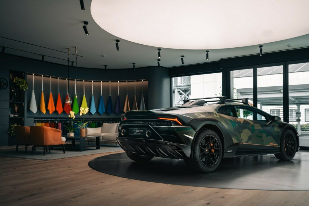  Lamborghini Huracan Sterrato All-Terrain Edition прославляет бездорожье