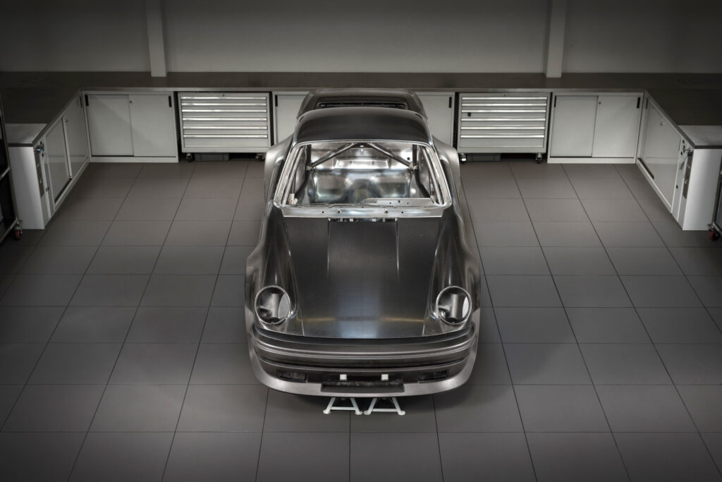  Lanzante увеличил мощность Porsche 911 TAG Championship с двигателем Формулы-1 до 617 л.с. и 10 250 об/мин