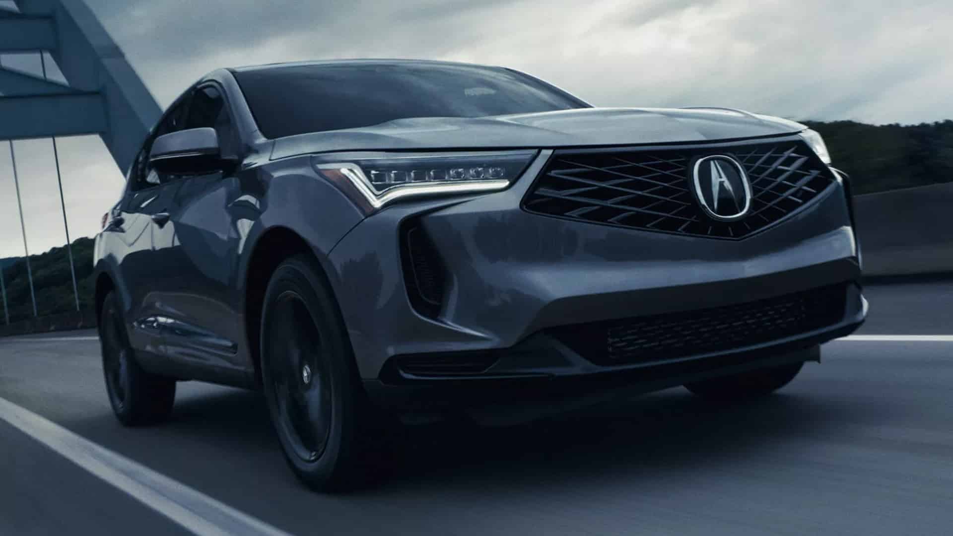 Обновленная Acura RDX 2025 года стоит от 44 700 долларов, что всего на 350 долларов больше, чем в прошлом году